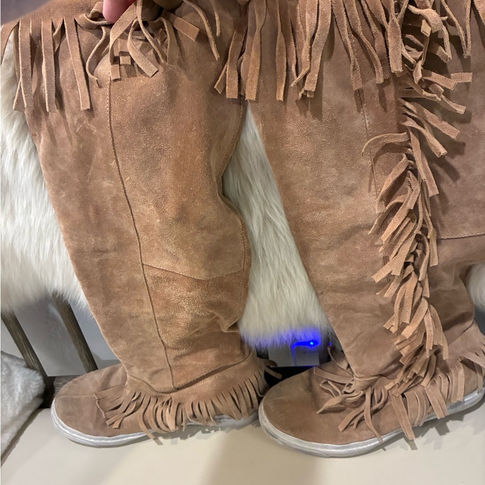 Fringed Tan Suede Boots